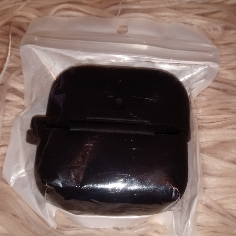 Airpod Pro Cases - Picture 3 of 3